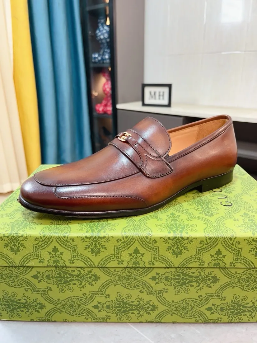 Men's shoes 💰500🌹🌹【GUCCI】The most popular classic Gucci leather shoes. Synchronized with the official website, the upper is made of Italian first-layer cowhide ➕cowhide lining, with unique brand and unique craftsmanship. Highlighting the hot style of the new year. Stop hesitating, stop wandering, get it now. Number: 38--44